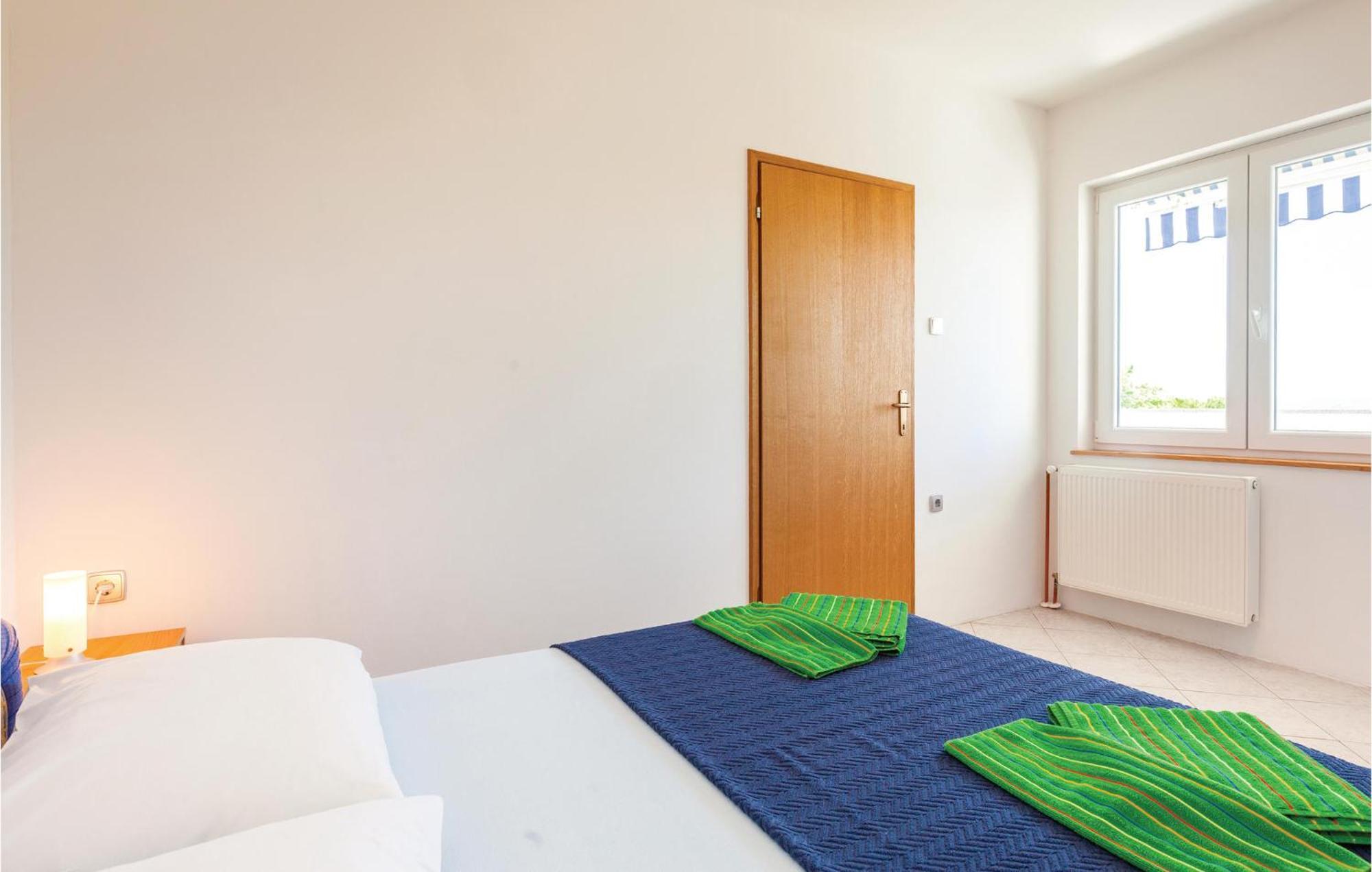 Beautiful Apartment In Crikvenica With Kitchen מראה חיצוני תמונה