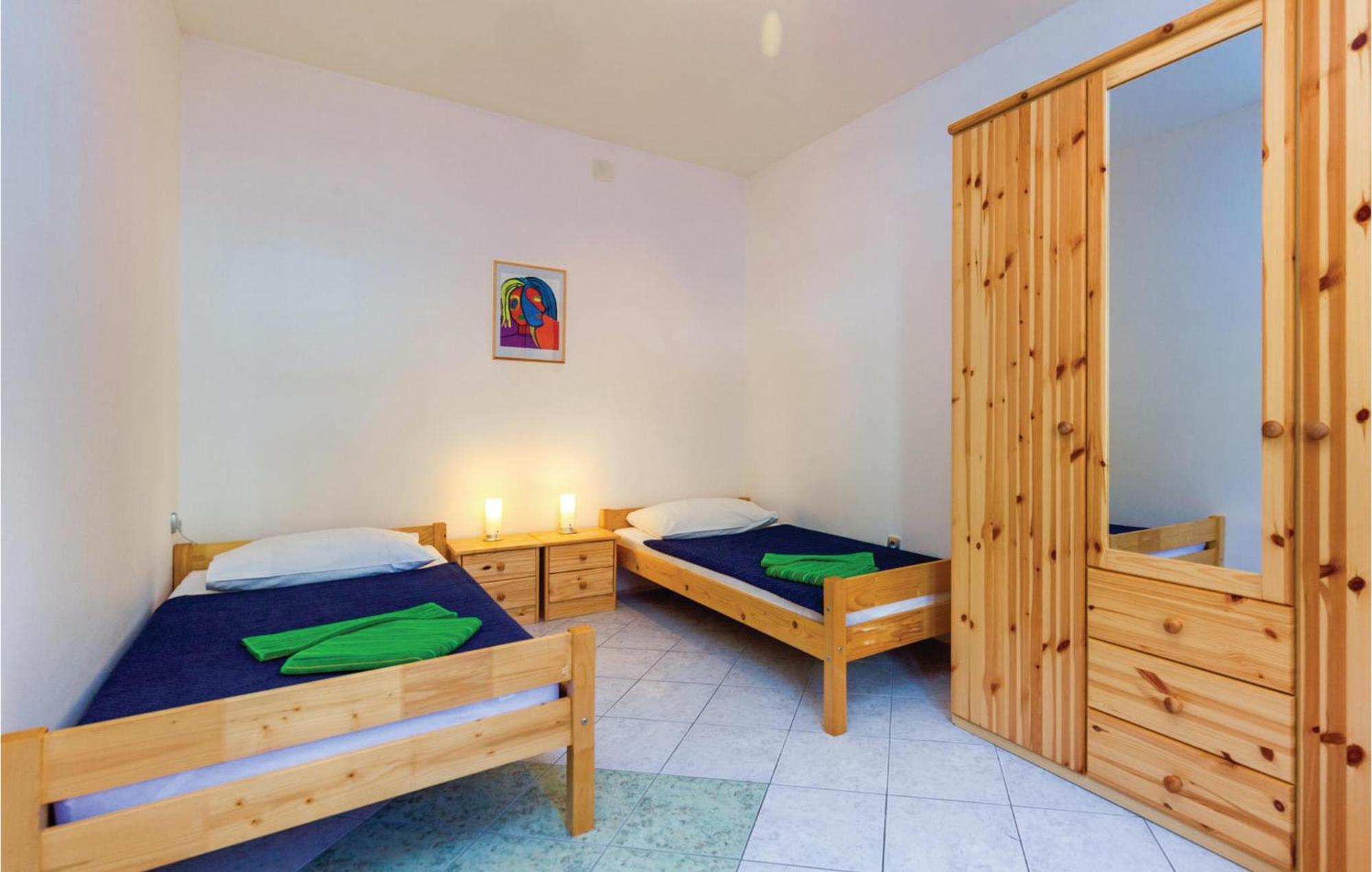 Beautiful Apartment In Crikvenica With Kitchen מראה חיצוני תמונה