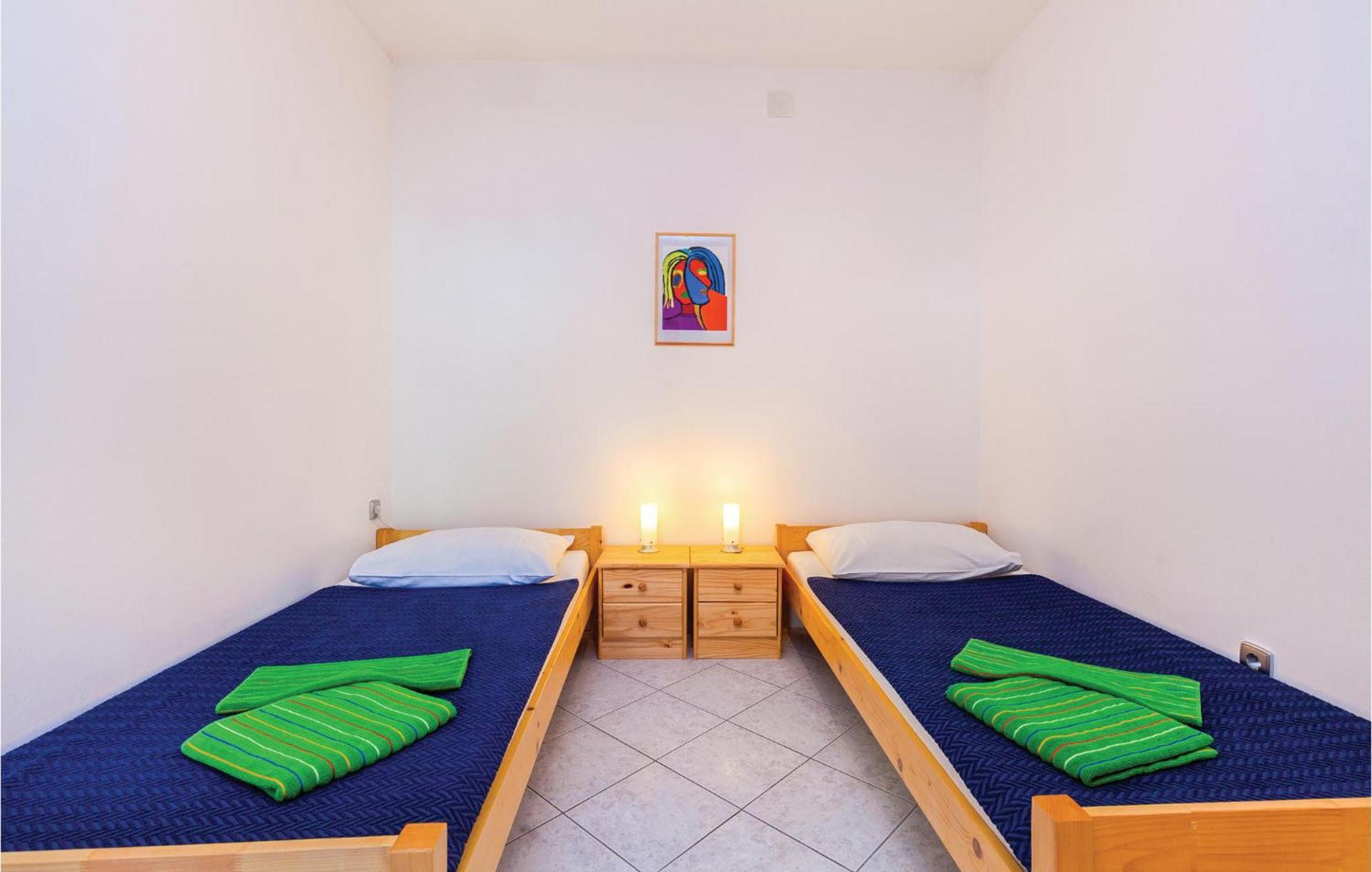 Beautiful Apartment In Crikvenica With Kitchen מראה חיצוני תמונה
