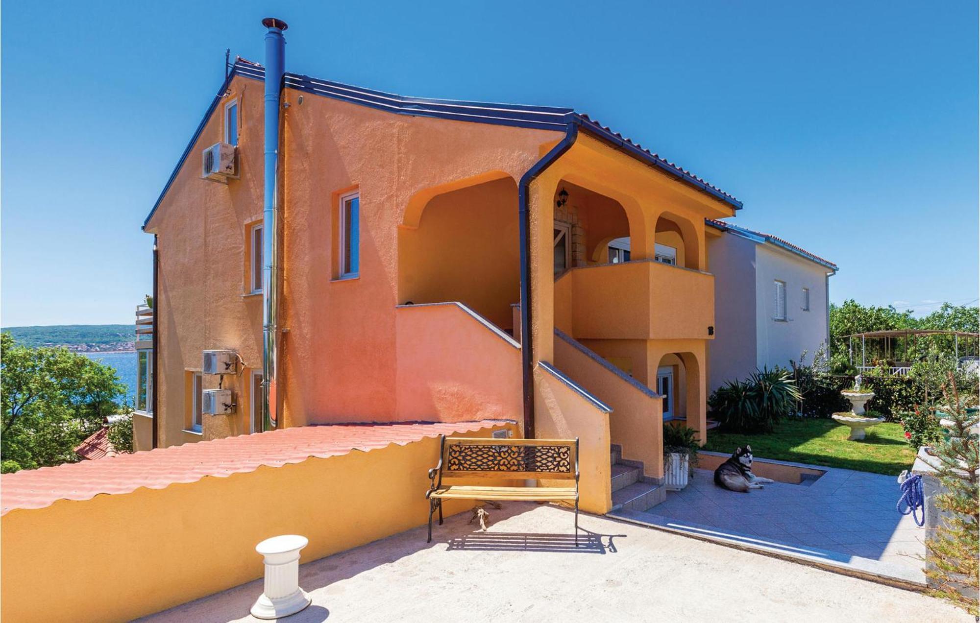 Beautiful Apartment In Crikvenica With Kitchen מראה חיצוני תמונה